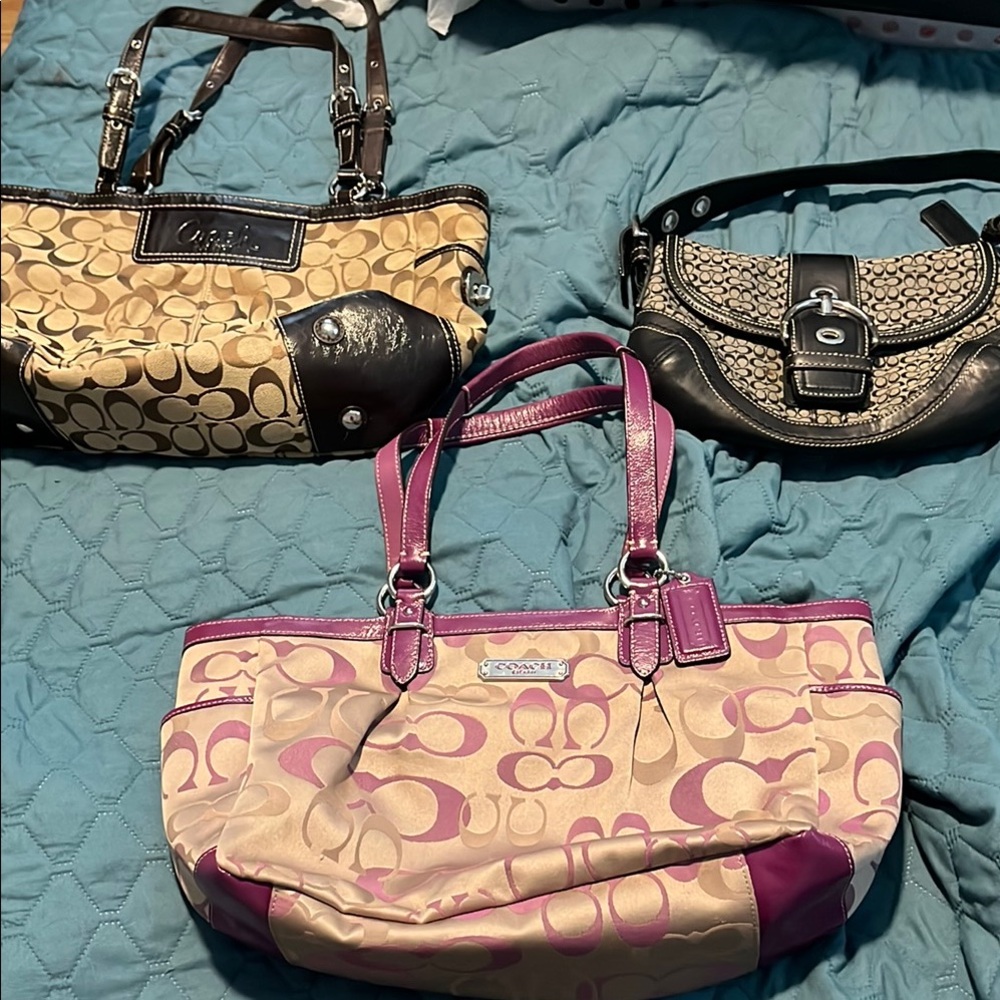 Coach Cream and Pink Shoulder Bag Signature Design